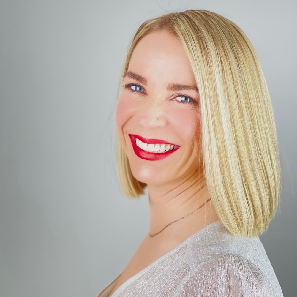 Meet your Posher, Leigh